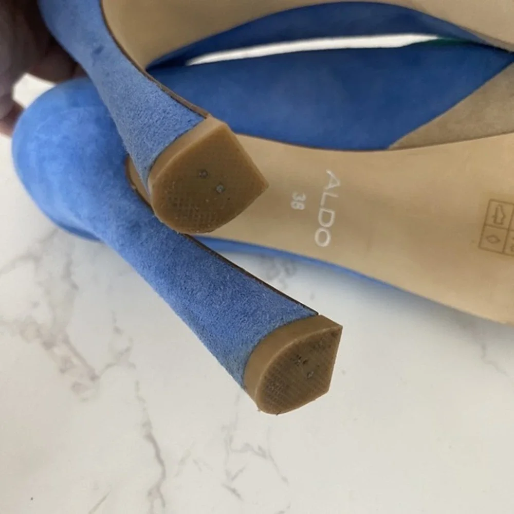 ALDO Platform Pumps Sz 38 (7.5) Blue Suede High Heel Party Special Occasion Date